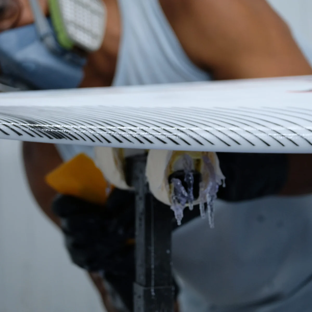Glassing fibre de carbone sur planche